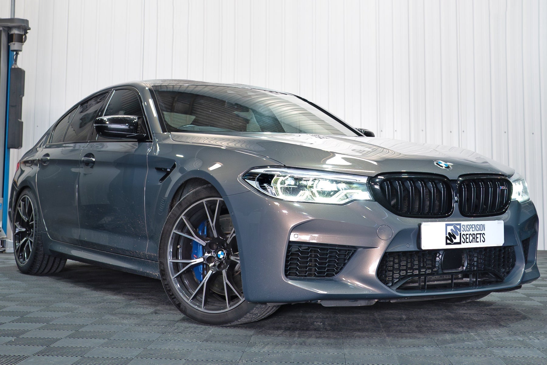 Best Suspension Upgrades for the BMW F90 M5 (Road & Track Guide)