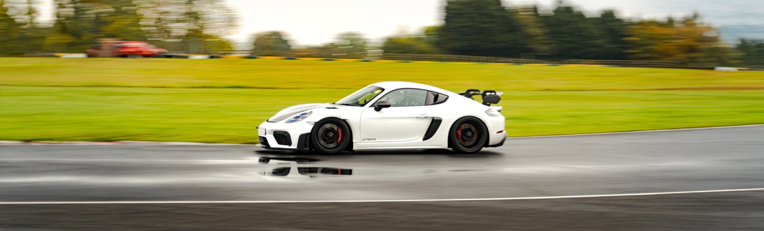 Porsche 718 GT4 RS